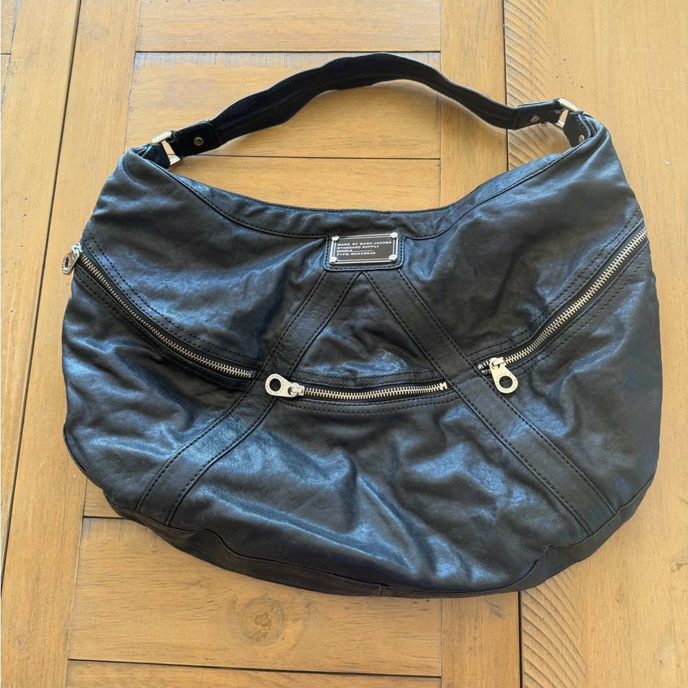 Marc Jacobs Black Leather Shoulder Bag
